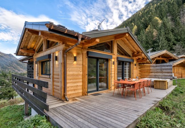 Chalet in Chamonix-Mont-Blanc - Green Forest