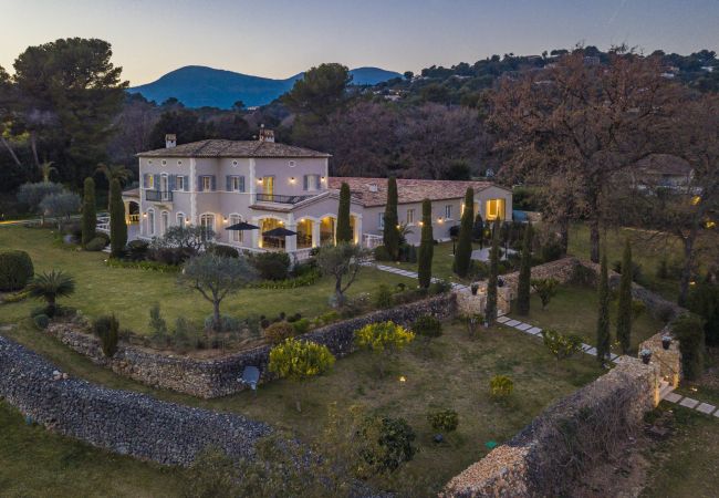 Villa in Saint Paul de Vence - Domaine d'Alysse