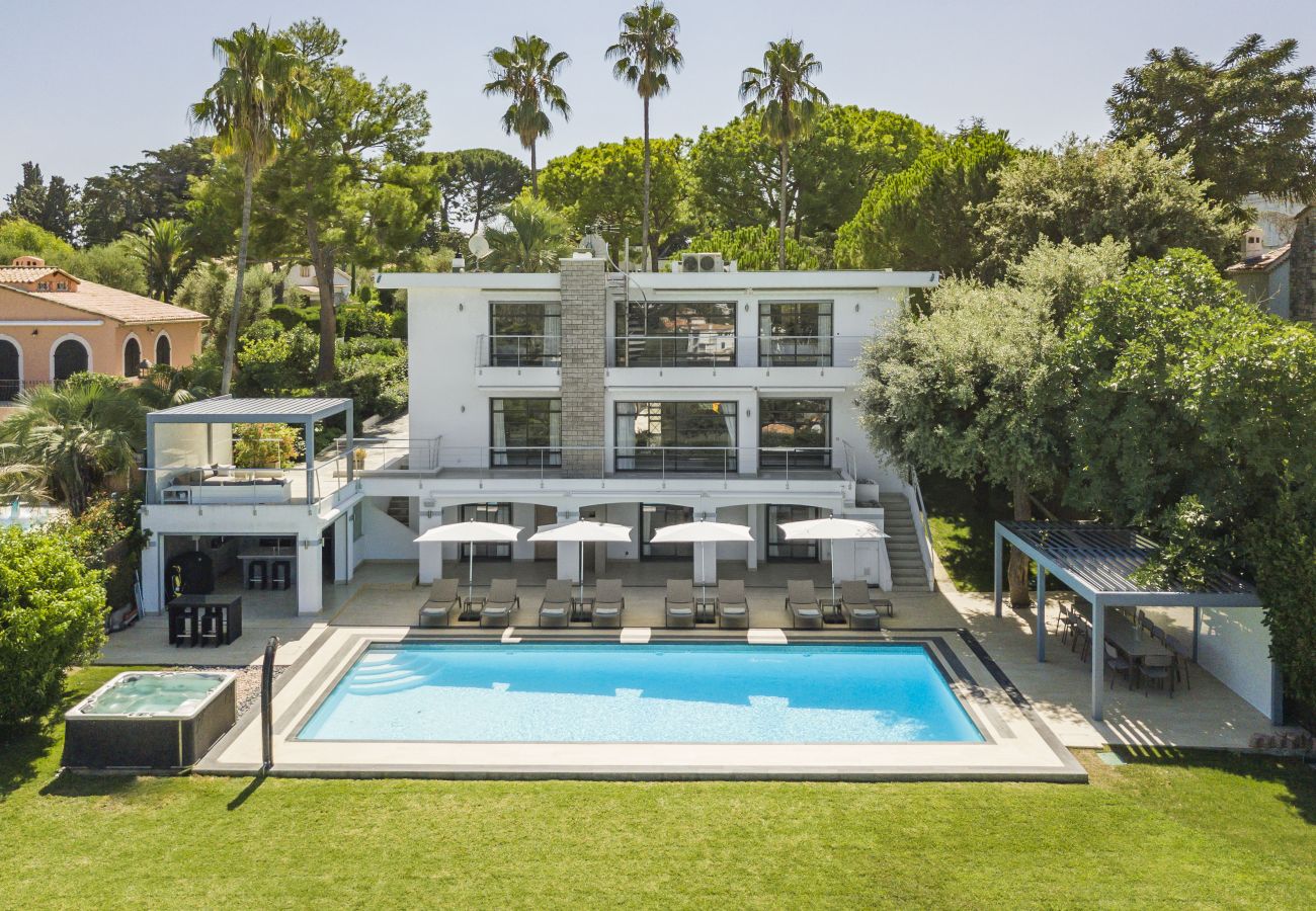 Villa à Antibes - Villa Joli